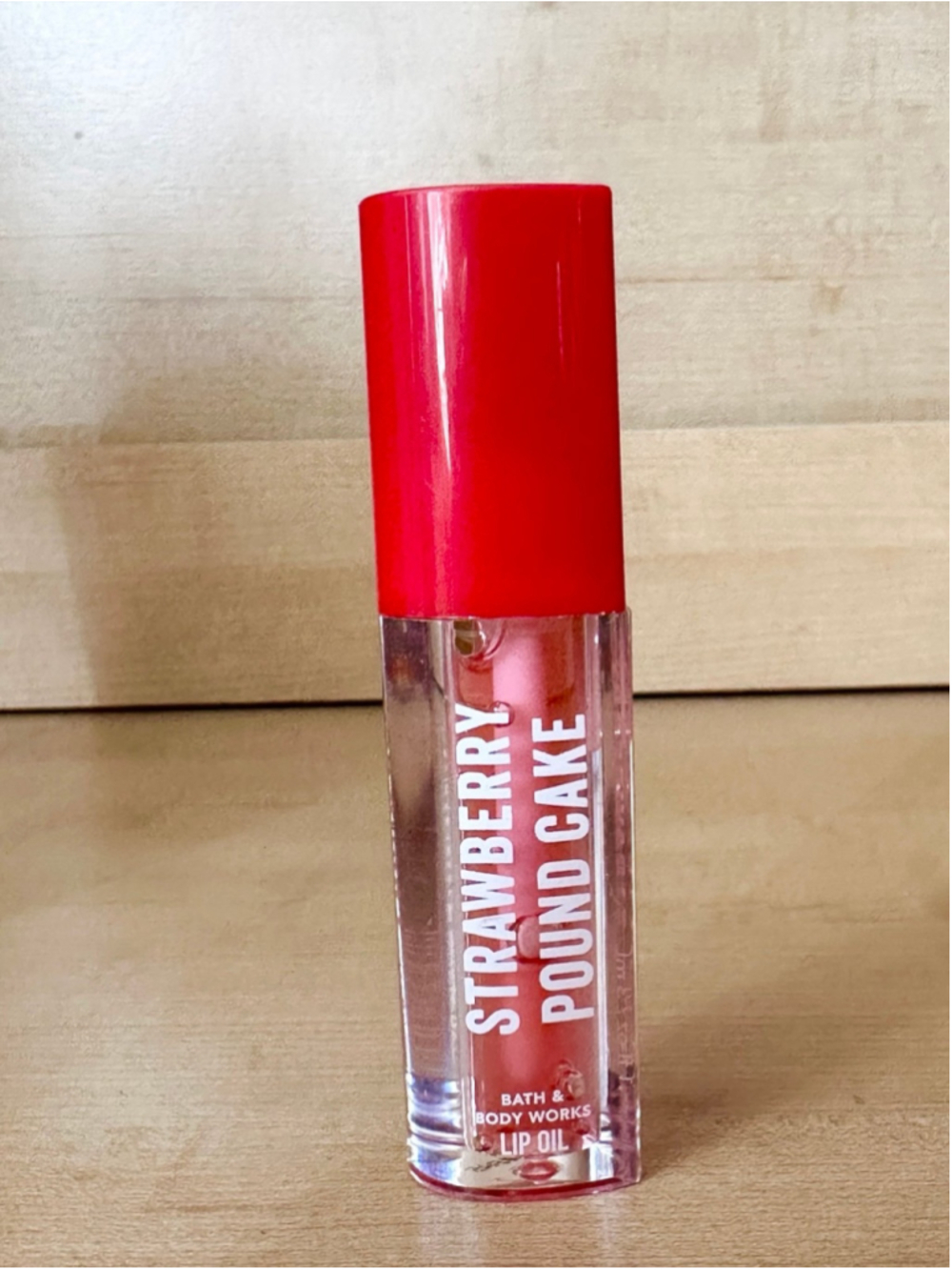Bath & Body Works Strawberry Pound Cake Lip Oil